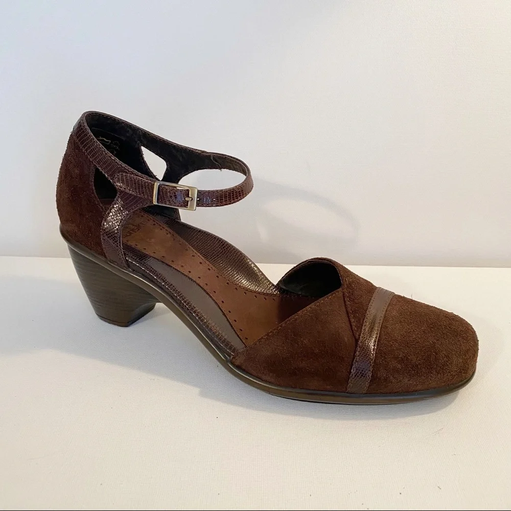 Dansko Roxy Ankle Strap Brown Suede Mary Jane